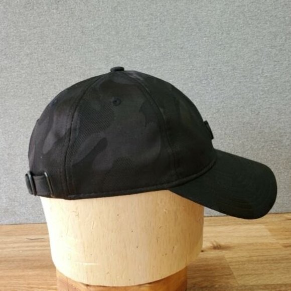 YUMS METAL FACE ADULT UNISEX BLACK STRAPBACK HAT Polyester Official Producr EUC! - Picture 7 of 11